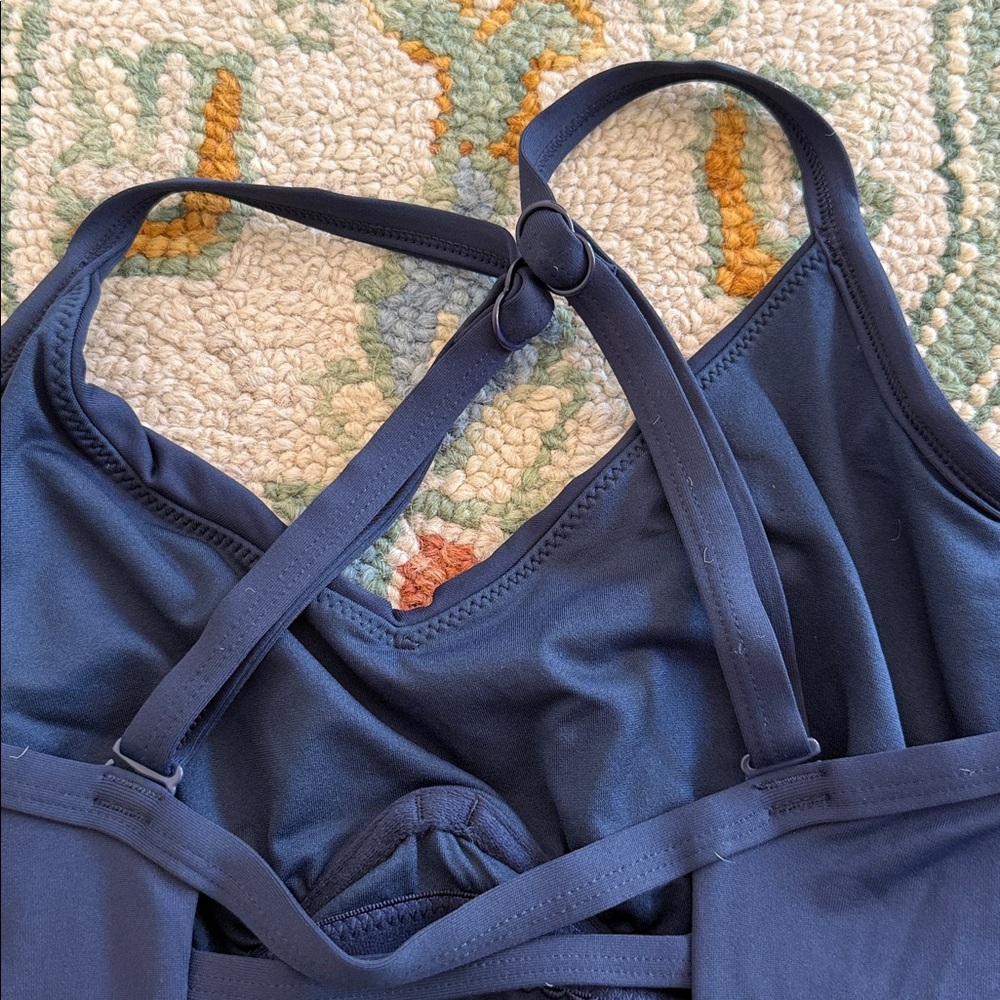 Flattering Seafolly One Piece Swimsuit. Like new! - Picture 3 of 4